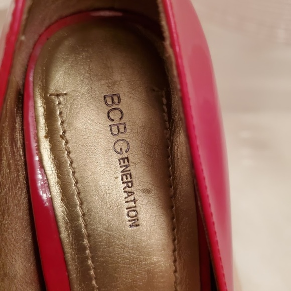 🔥👑🔥 BCBG Patent Women's High Heels - Picture 6 of 8